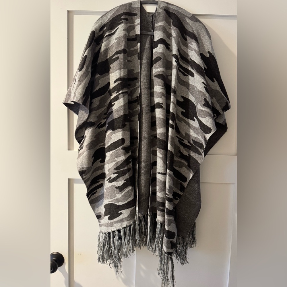 Karisma Women’s Cape